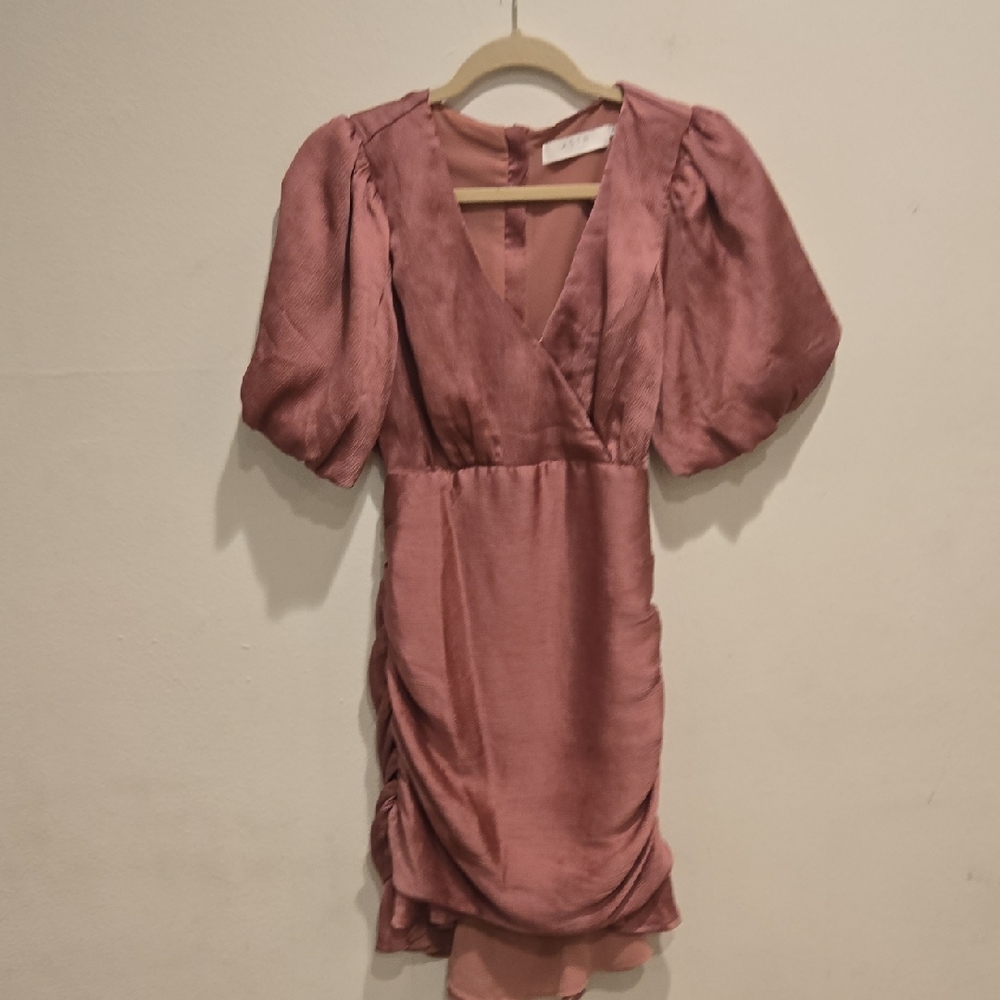 Astr Mauve Puff Sleeve Mini Dress